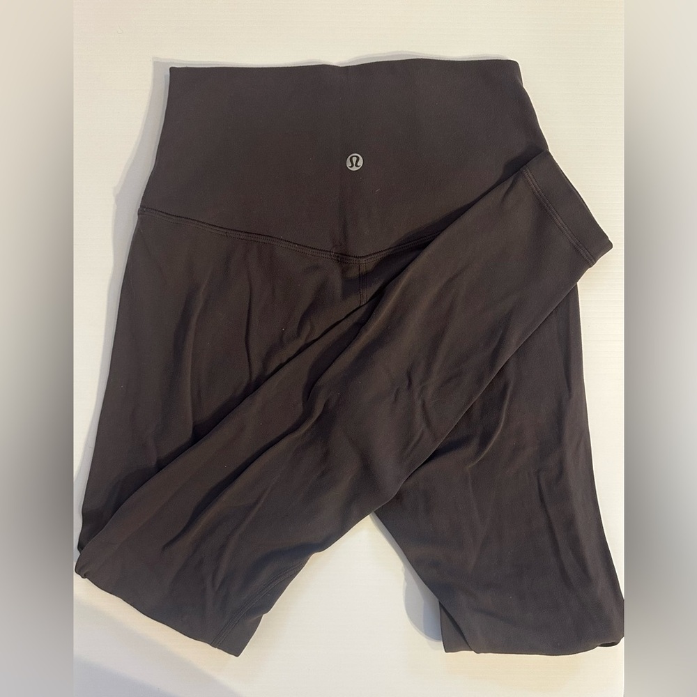 Orchard colored lulu leggings- worn once look brand new